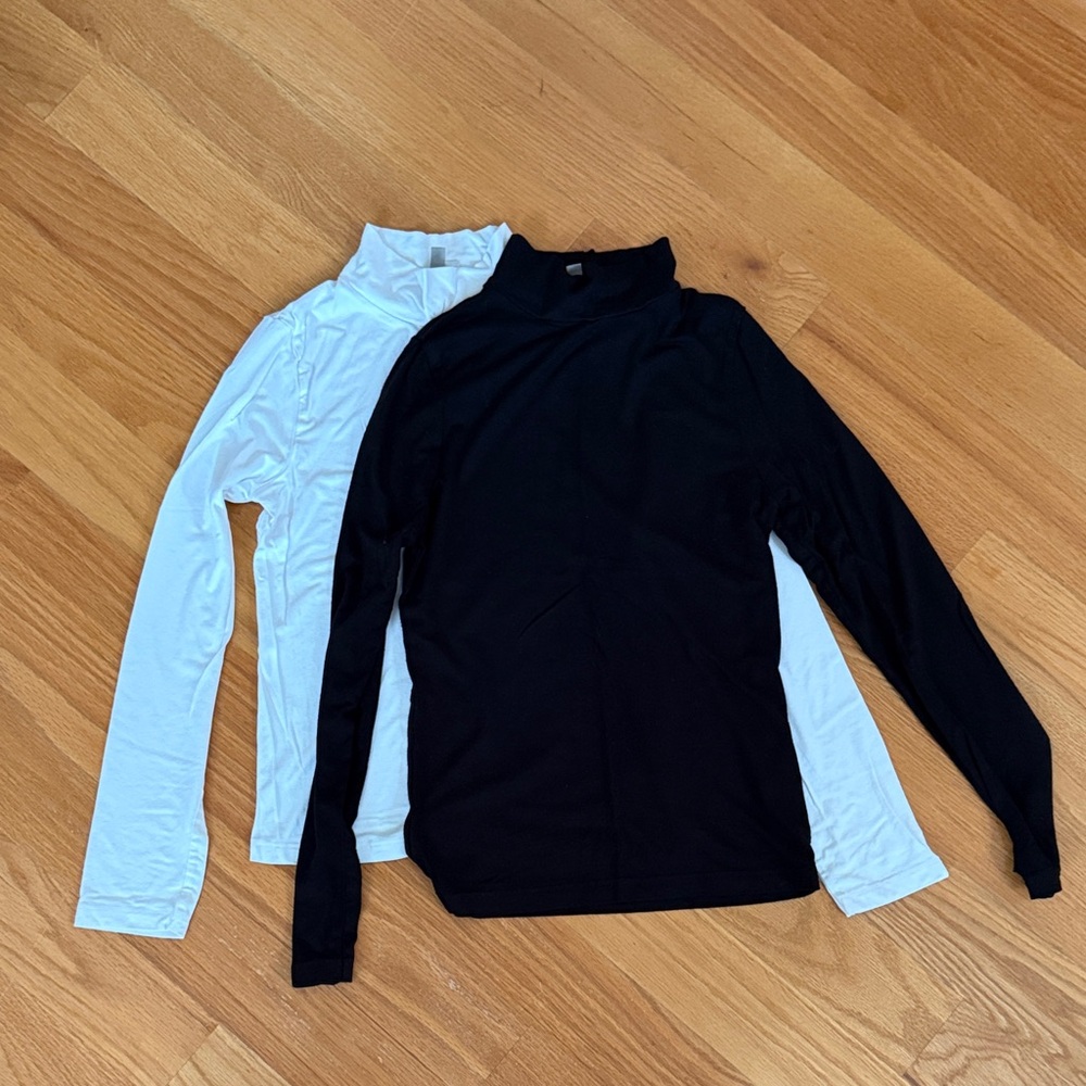 Basics mock neck bundle | Black & White